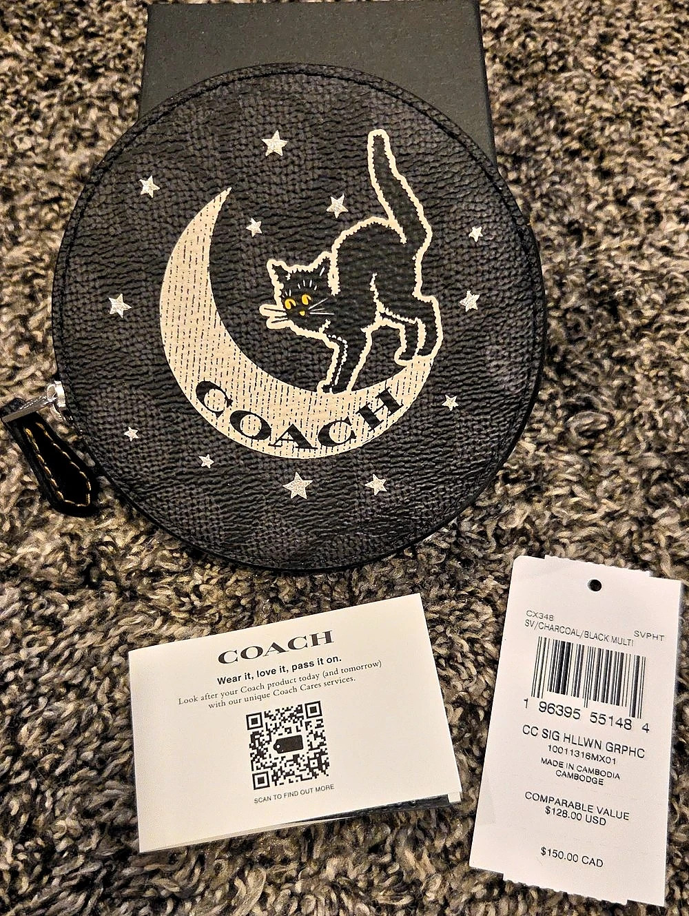 COACH CC Signature Hallown Graphic Pouch Cat Graphic Round Pouch in Black &
